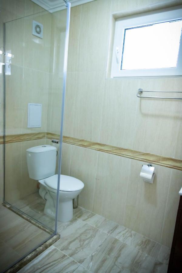 Семеен Хотел Прованс Ахелой Exterior foto